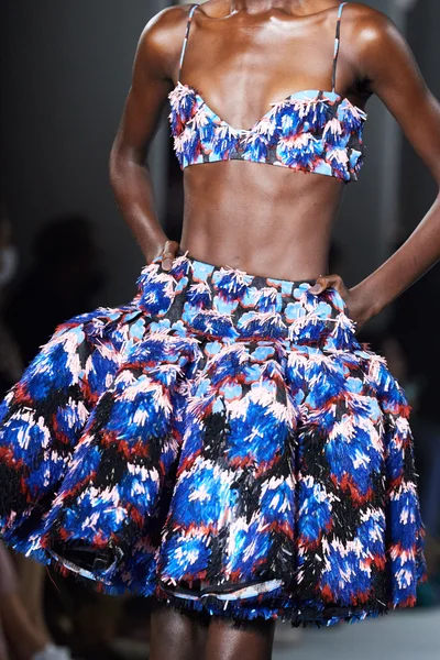 Look 30